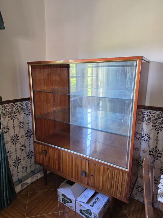 Cristaleira Vintage