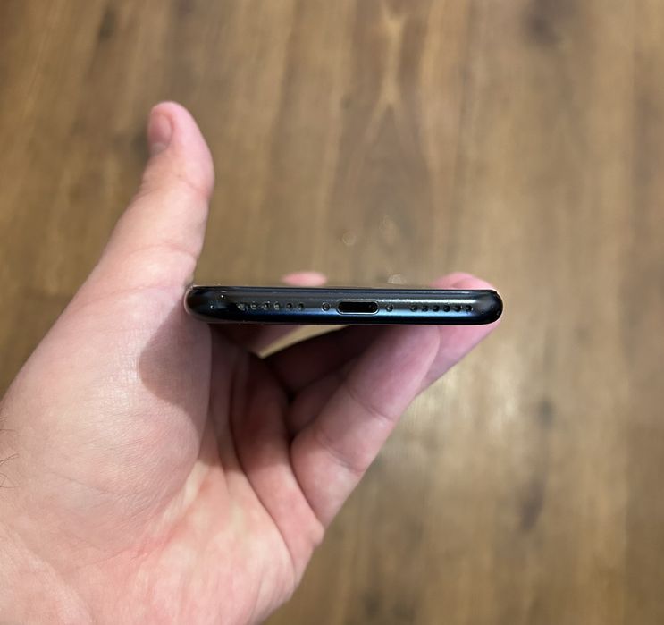 iPhone SE 3 64gb Nevelock!!!