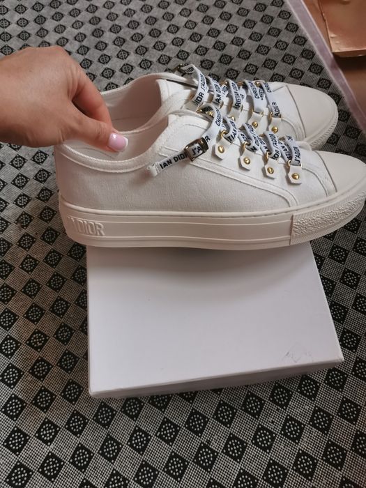Buty   Dior milk shake