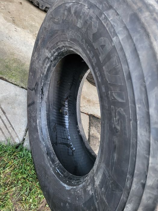 Шини 385/65r22.5