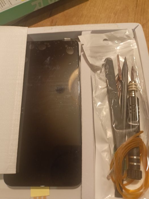 Zestawy naprawcze do telefonów