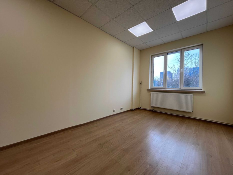 Biuro 18,7 m² w Bytomiu - media w cenie