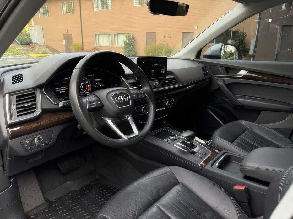 Audi Q5      2018