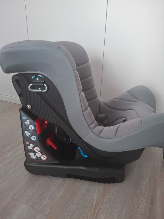 Cadeira Chicco Eletta Comfort  e Britax Romer KIDFIX II XP SICT