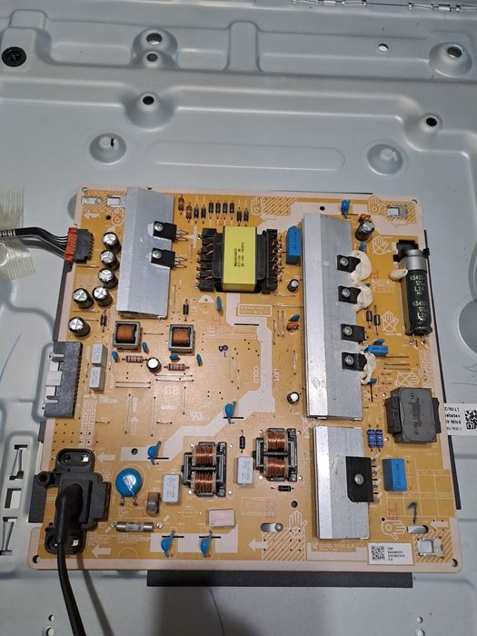 Продам телевизор Samsun QLED TV 49'