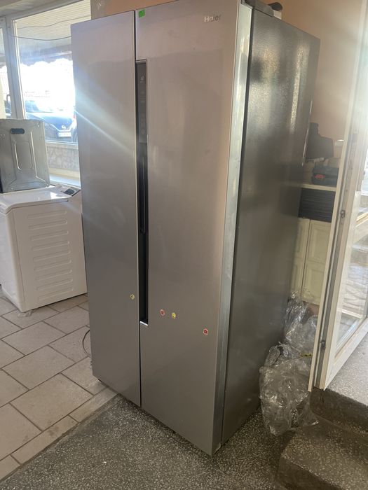 Холодильник  side by side Haier 83см ширини