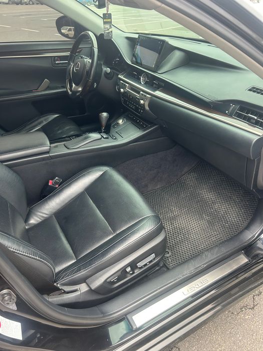 Продам Лексус ЕС 350