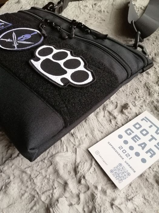 Сумка через плечо с велкро полем панелью липучкой для патчей шевронов