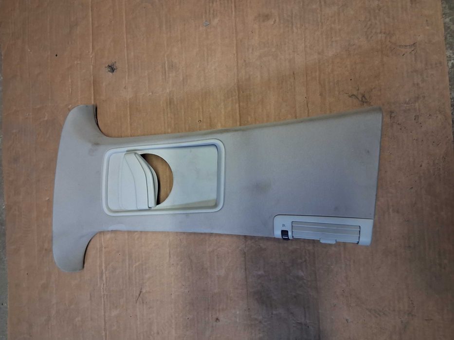 vw t5 poszycie słópka B lewa strona