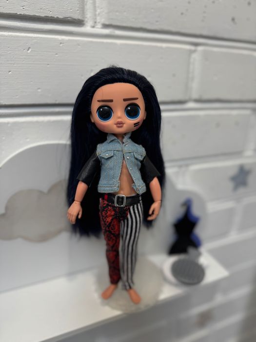 Lol OMG Remix Rocker Boi лялька хлопчик MGA