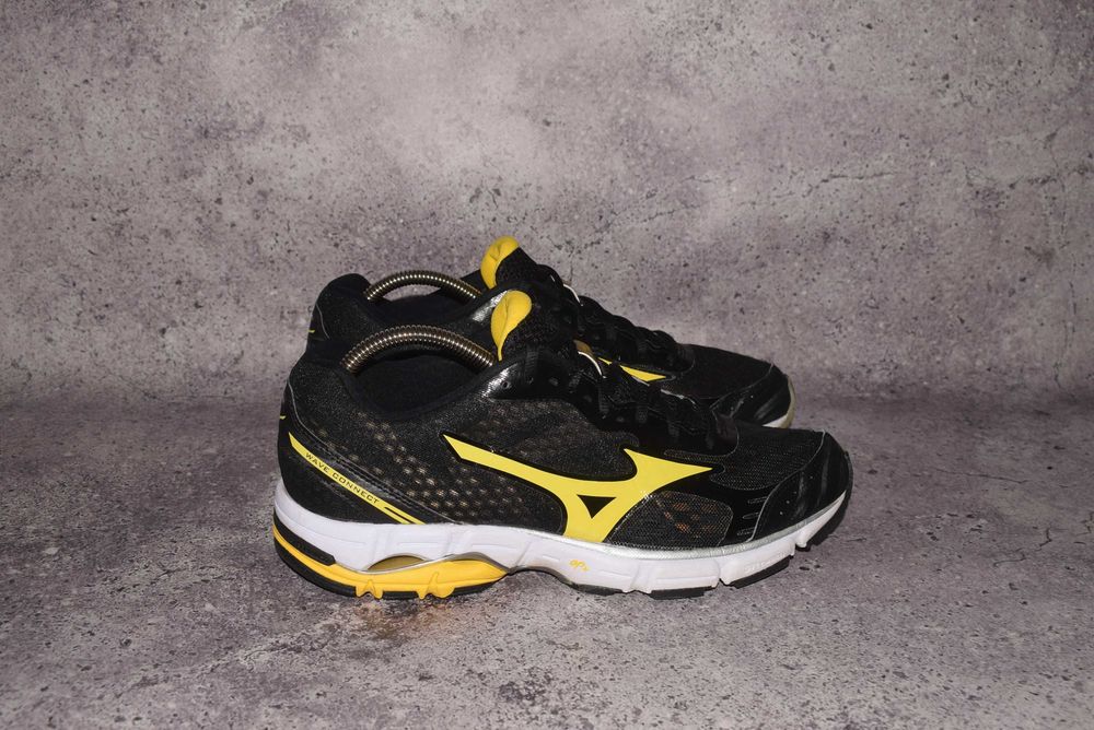 Mizuno Wave Connect (Чоловічі Кросівки Мізуно 2 3 equate )