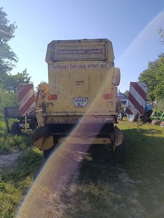 Комбайн New HOLLAND 80-50