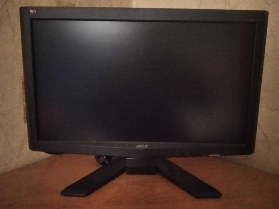 Монитор Acer x193hq