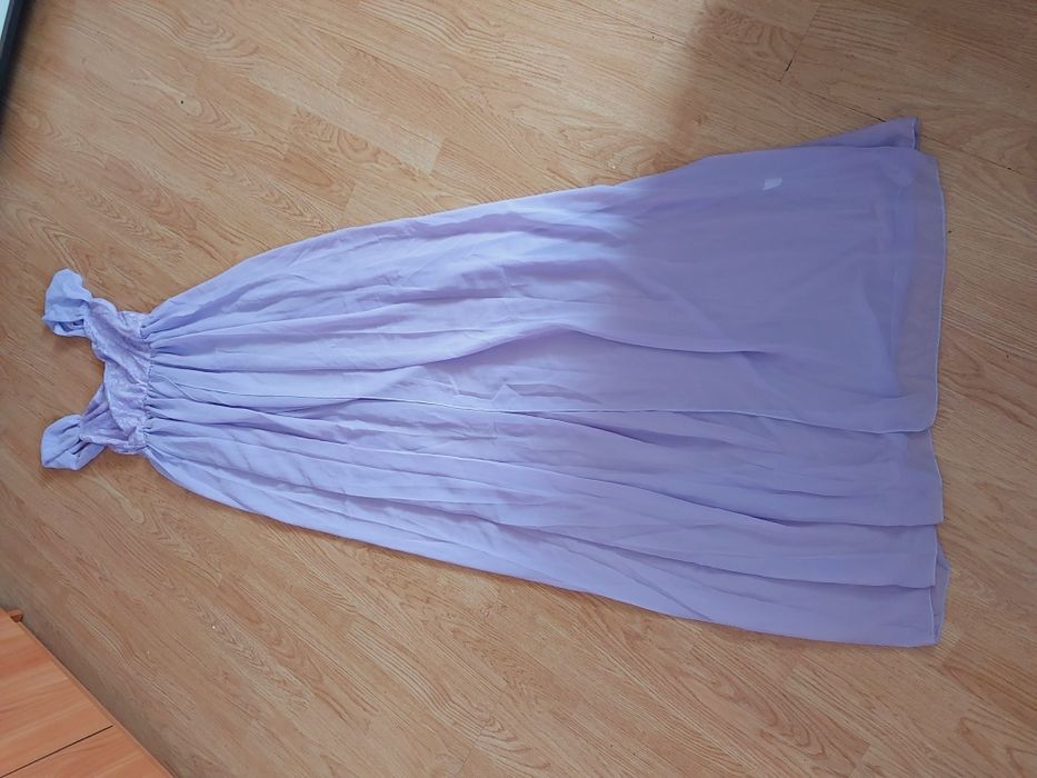 Prześliczna sukienka do sesji ciążowej