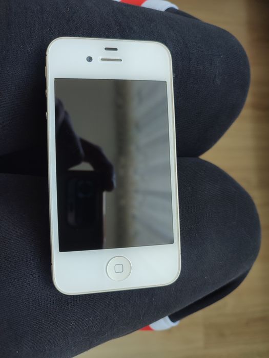 Telefon iPhone 4S