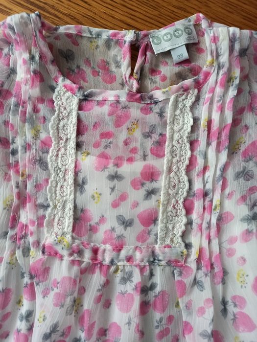 Letnia cienka sukienka z krótkim rękawem w owoce, rozmiar 92