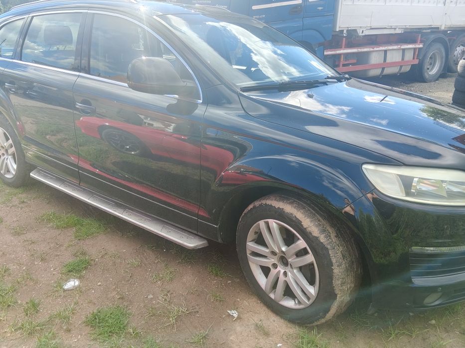 Sprzedam Audi Q7