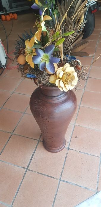 Jarrao louça castanho