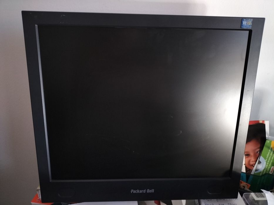 Computer Monitor64286369318657120