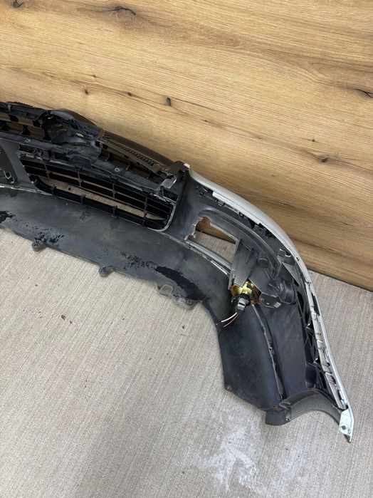 Zderzak przedni volkswagen golf 5 gt kolor la7w