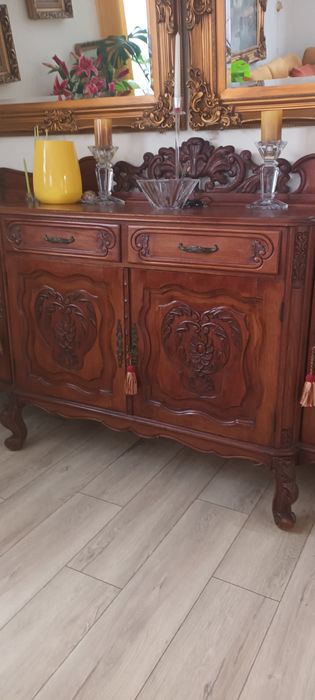 Piękne komody drewniane