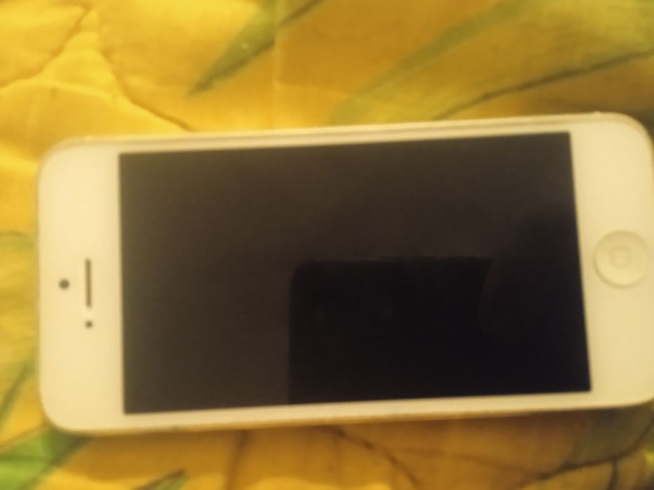 iPhone на запчастини