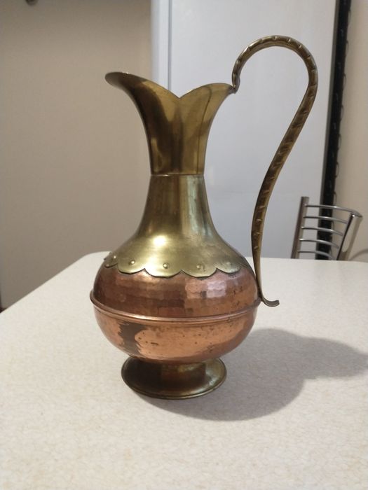 Mosiężny dzban 31 cm wysokość