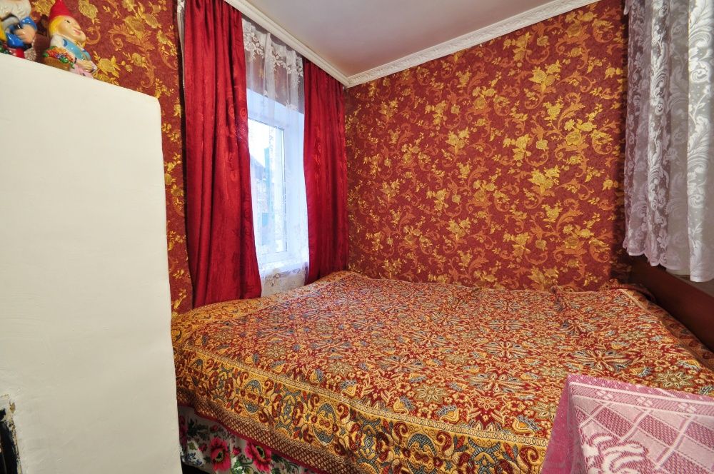 Частина будинку зі зручностями в центрі