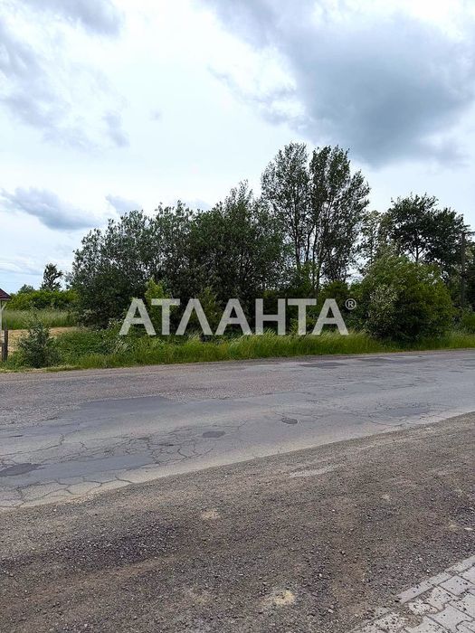 Фасадної земельної ділянки 0,51 га в с. Заволока