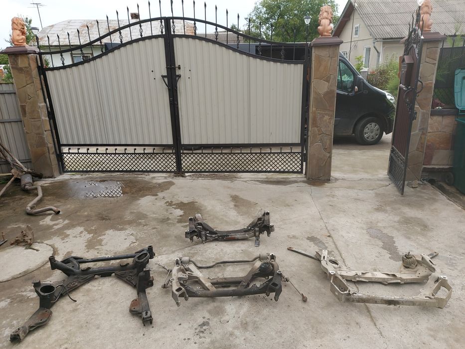 Підрамник БМВ BMW Е39 Е46 Е53 Е60 Е61 Е65 Е66 E70 E71 E83 Е90 E91 E92