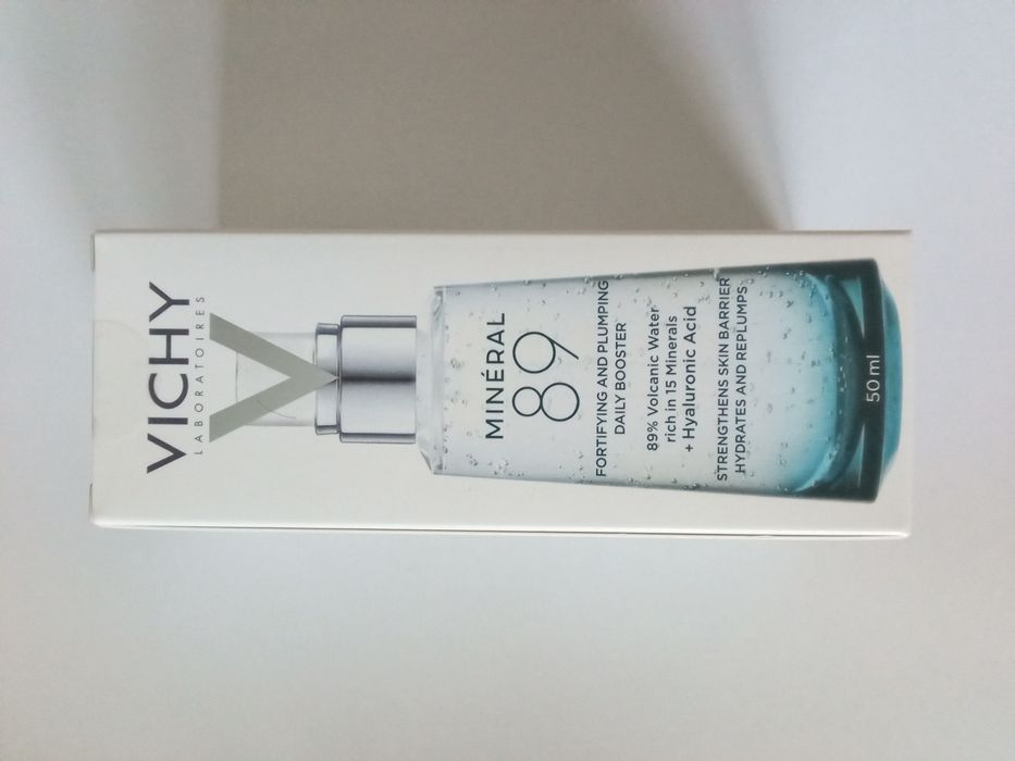 Serum do twarzy nawilżające Vichy Mineral 89