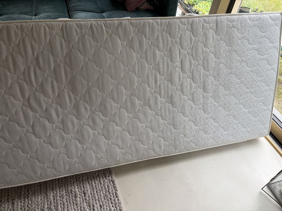 Materac sprężynowy 90x200