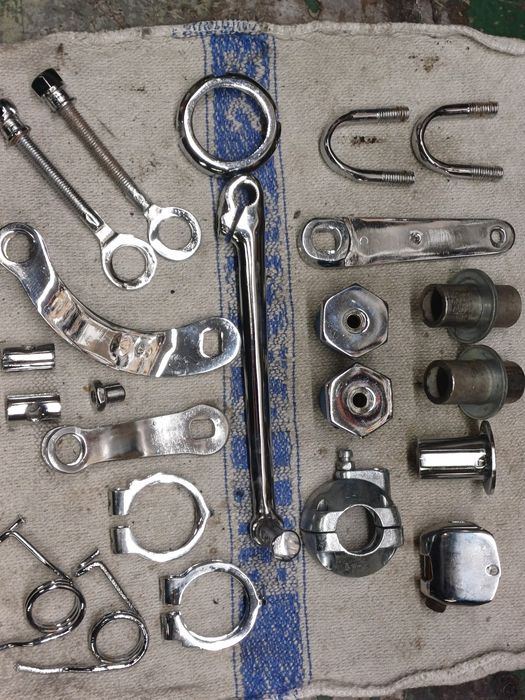 Kolekcjonerskie zabytkowe Chromy Wsk