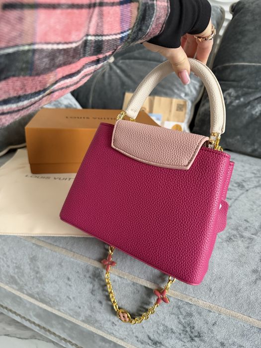 Сумка louis vuitton capucines розовая мини номерная