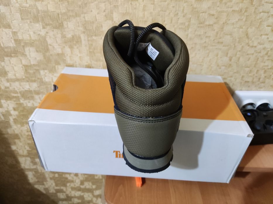 Ботинки новые Timberland 42 размер.