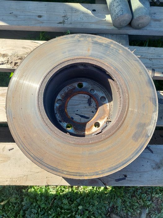 tarcze hamulcowe przod przednie bmw 32cm e60 e61 e63 e64