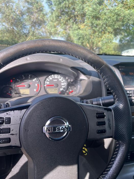 Nissan Navara D40 - 2009