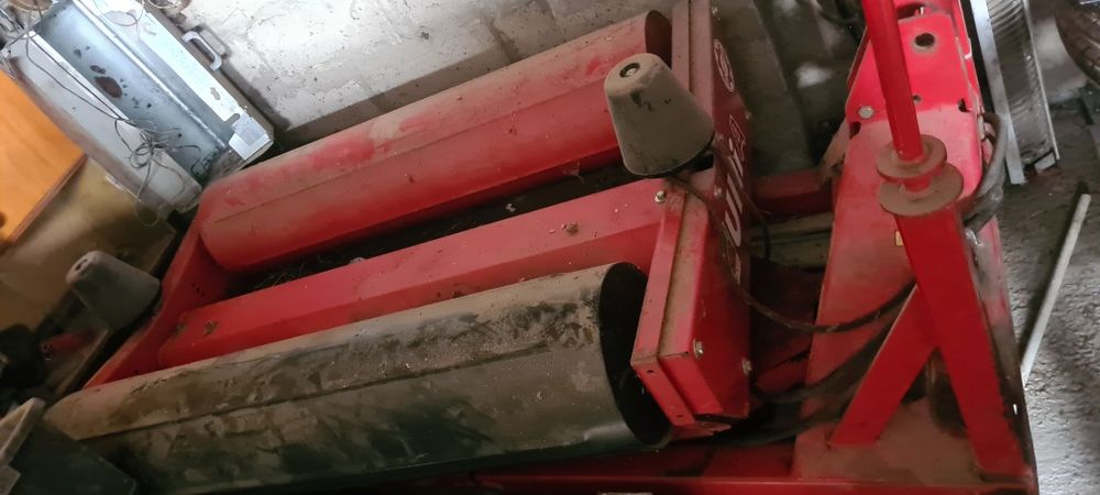 Prasa  rolująca unia famarol i owijarka