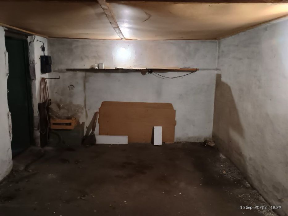 Здам гараж в оренду , район 20 школи