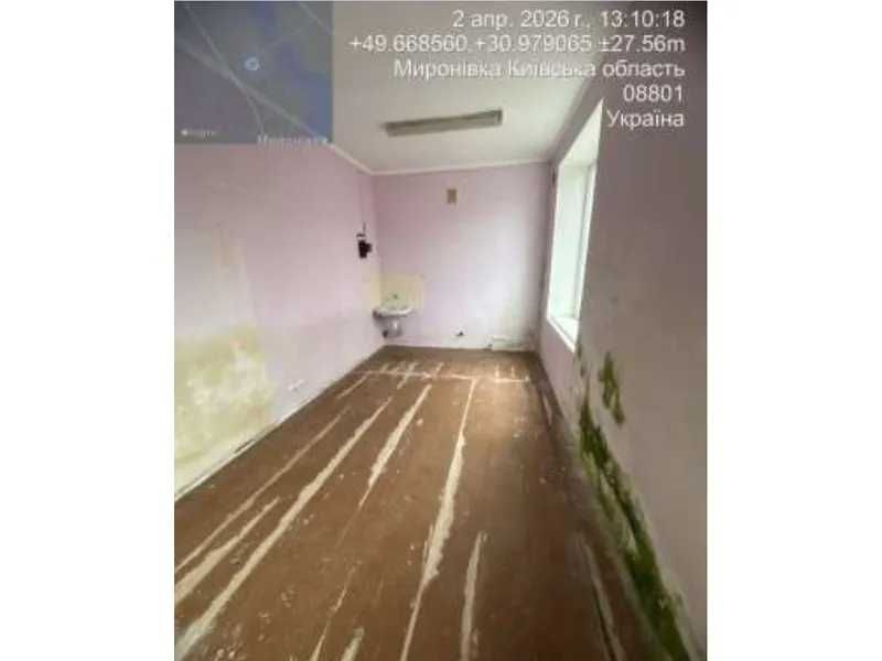 Продаж комерційного приміщення 169 м² + гараж у центрі Миронівки, вул. Захарченка, 56