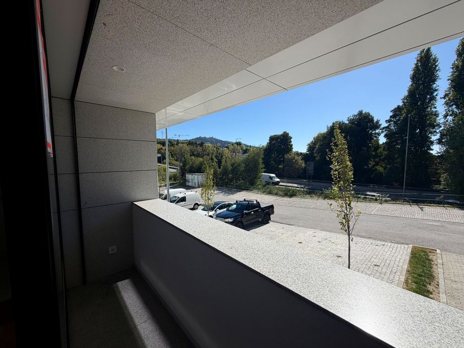 Alugo apartamento