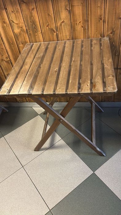 Conjunto de mesa +4 cadeiras