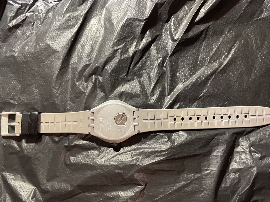 Годинник  Swatch