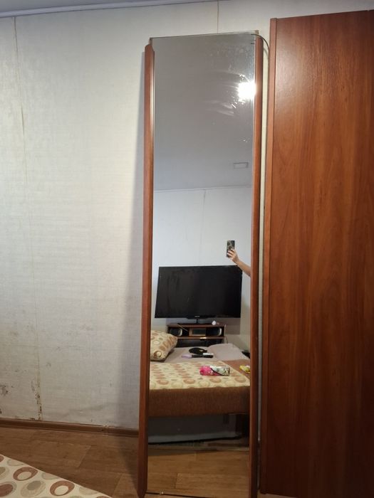 Дзеркало та дверцята,  самовивіз!