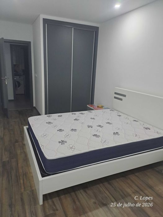 Apartamento T2 mobilado com Garagem