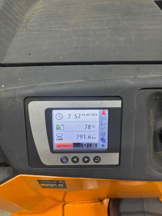 Stacker Elétrico STILL EXV 20 com Balança