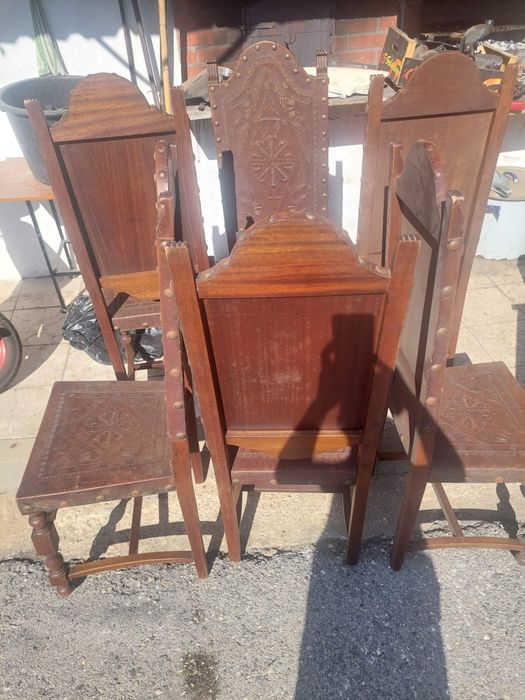 Mesa e 6 cadeiras VENDO A MELHOR OFERTA