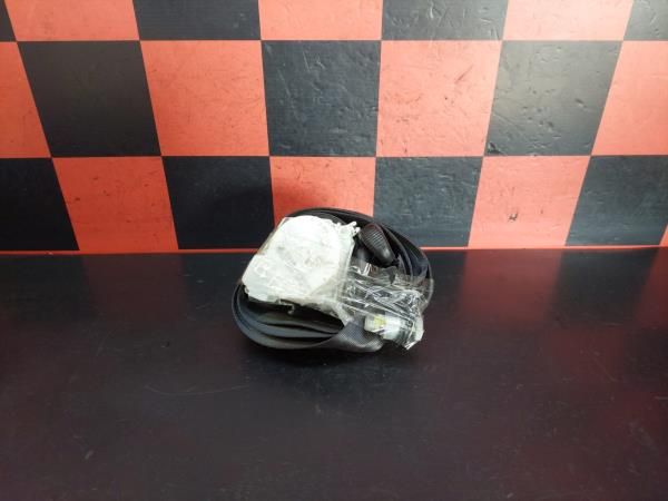 Cinto frente esquerdo IVECO Daily VI Chassis