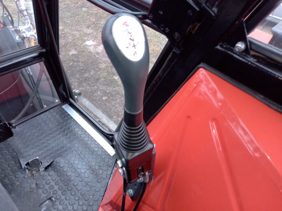 Zetor 8011 z turem