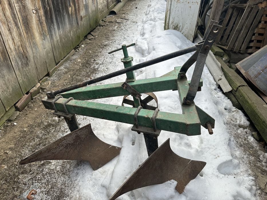 Плуг 2/25 до трактора